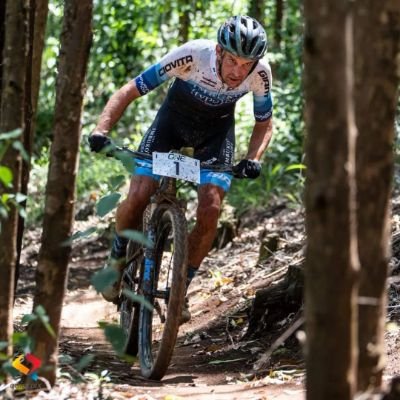 Pro-Mountain Biker for Team @teamnanotime
KZN provincial champ 15/16/17/18
Mechanical Engineer
Follower of Christ