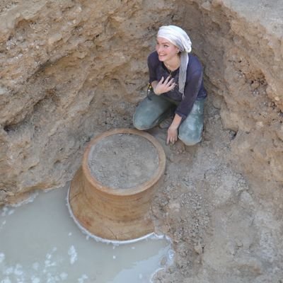 African & Islamic Archaeology
Chinese ceramics in Ethiopia, East Africa & Indian Ocean @IslamArchExeter
BA (SOAS), MA (SRU, UEA), PhD (IAIS, UoE)
Yoga & weights