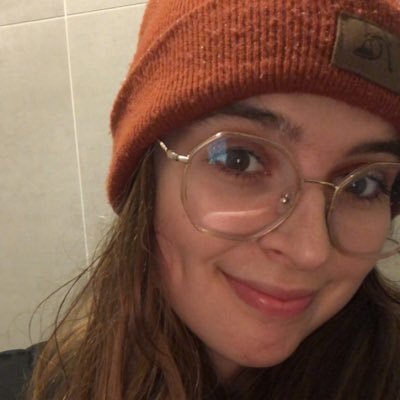 lealedoussal56's profile picture. 