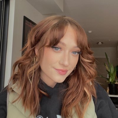 _M4DDOG's profile picture. be kind to yourself.