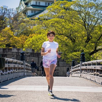 きゃっするひとみーです！ひらがなです！Twitterはじめました🏯 🇯🇵osaka🏯 ランニング親善大使team R2🏃‍♀️ 毎日鯖缶 週5で大阪城🏯 日本城郭検定3級 🏯 M🐟3°35’49 HM🐟1°33'53 綺麗で速くてとびっきり色気のあるランナーになりたいです。色んなお城に現れます。