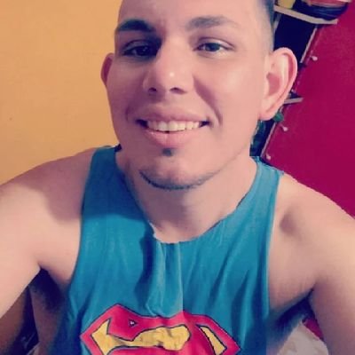 tatanogaboto's profile picture. Me resulta más fácil, reír y seguir adelante y que estar dando pena y dejar de luchar por ser mejor persona.