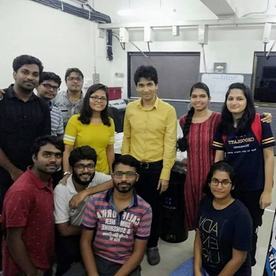 We are a research group at @iitbombay led by PI @anshuman_iitb. We specialize in experimental and theoretical aspects of nanophotonics with 2D materials.