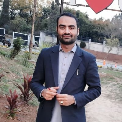 MJamshi08991505's profile picture. Graduate of Experimental High Energy Physics