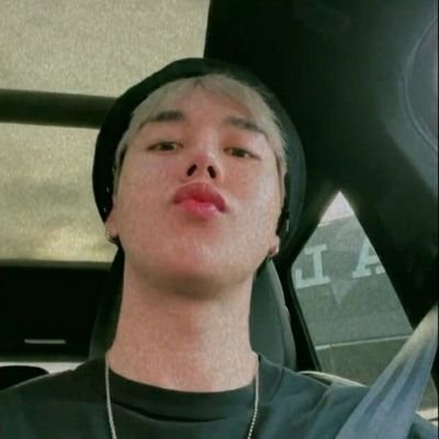 simp4armwc's profile picture. 🧸💌