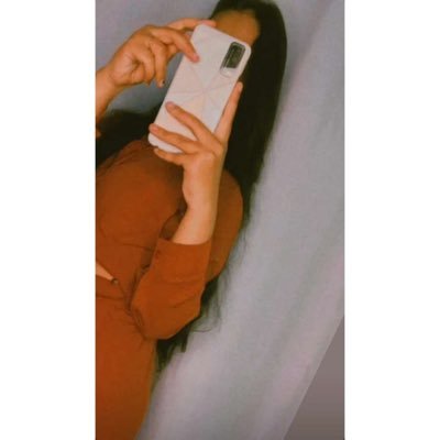 ShalviKashyap21's profile picture. 
