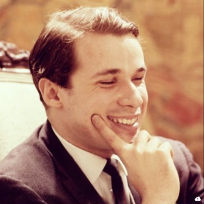The first fan-made documentary on the legendary pianist #GlennGould on https://t.co/DvOon7oBRF https://t.co/sNc1sI9HLx