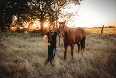 ↠God Made, Jesus Saved, Texas Raised.↞ 
𝒲𝒾𝒻𝑒 • 𝐵𝑜𝓎 𝑀𝑜𝓂 • Entrepreneur