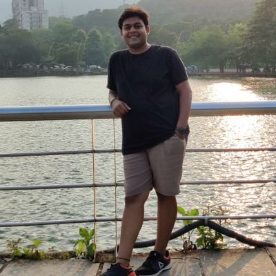 AdvaitBhatkar's profile picture. Be you, the world will adjust.