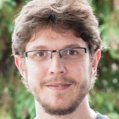 Lecturer in soil microbial ecology. I use meta-omics approaches to study the structure and diversity of soil microbial communities, and teach microbiology.