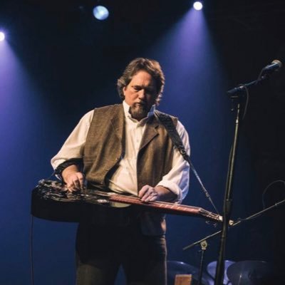 Official Twitter of Dobro master Jerry Douglas. Check out the #GRAMMY award winning @EarlsofL and their new LIVE album, out now!