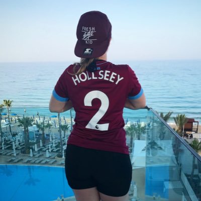 🎤 Presenter @WestHam | 📺 Media lady | ⚽️ Football lover | ⚒️ Host at @WestHamNetwork | ✍️ Founder @WriteMeThisUK | Views my own