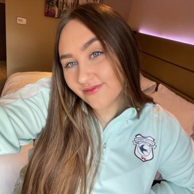 kacieevans01's profile picture. Music & football 💙