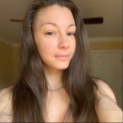 clara13_harris's profile picture. Lonely