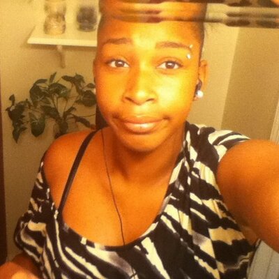 Miz Khalifa On Twitter Chris Brown Dyed His Hair Blonde