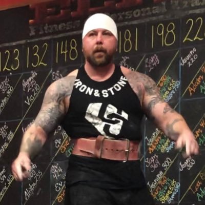 Hobby Powerlifter going through a middle age crisis and hanging on to my youth by a thread and trying to get stronger.   Bills Mafia