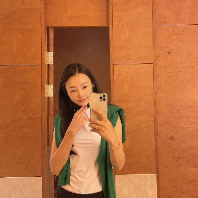 JamisSheppard's profile picture. The beauty and preciousness of a woman is always the elegant and intellectual beauty radiated through the soul. With an informal bearing and a clear emotional o