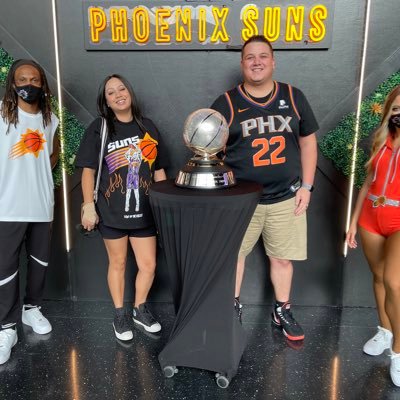 Phoenix Suns fan! Reppin the Valley all day, every day! Also a Seahawks fan, Go Hawks!