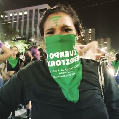 Procesos 🍃
¡ABORTOLEGAL! 💚
Feminista, caribe y charladora 💜🌅😏
Madre por voluntad 👩‍👧
viva el perreo 💃🏾
Petro presidente - Francia vicepresidenta.