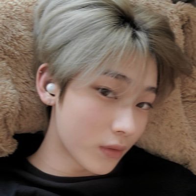 ⁺☁️. 。 she/her┊͙rh trader┊RBX ͙GW PINNED (soon)┊͙proofs @EProods┊͙ur loved n ur worth it ♡°◌