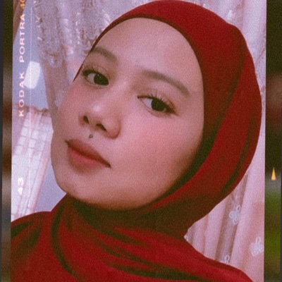FitrianaS27's profile picture. Maa Fii Qalbi Ghairullah | Universitas Negeri Padang KIMIA'13| IG: @fitrianas27