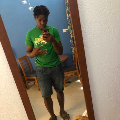 Student Athlete🏏📕 UWI Cavehill 24’🇧🇧   BSc Sport Science📚  Antiguan Cricketer🇦🇬