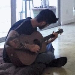 zaynsoxygen's profile picture. gives me oxygen when it gets hard to breath