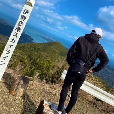 yuchaosl1's profile picture. 歯科技工士 毎日入れ歯作ってます。