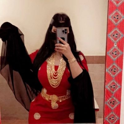 ستمضي أيامك المثقلة وستحتضنك البشائر من كل مكان يوماً ما، ثق بالله ولاتيأس..💜✨