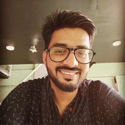 happyrunpratik's profile picture. Marathoner. 
Manchester United fan.