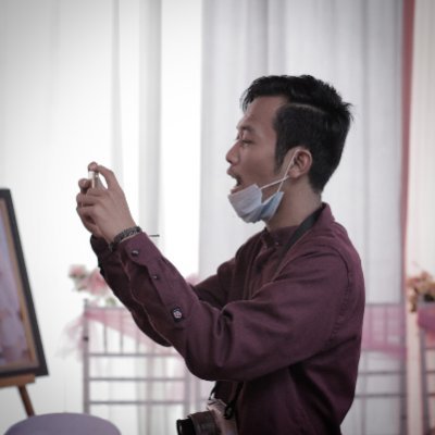 HaThoriq's profile picture. Ini hanya gambaran luar, selebihnya silahkan menyelam. Semoga kau tidak mati