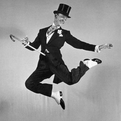 Amante del cine musical de la época dorada de Hollywood pero mi corazón pertenece a Fred Astaire.🎩🎞️📽️