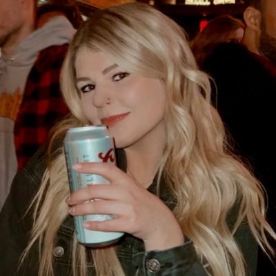 vicstandley's profile picture. never met a dog I didn’t love