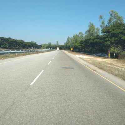 KoLee53049798's profile picture. လွမ်းတယ်