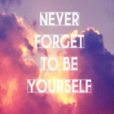 alsemgeest_loes's profile picture. #jesuisrealiste