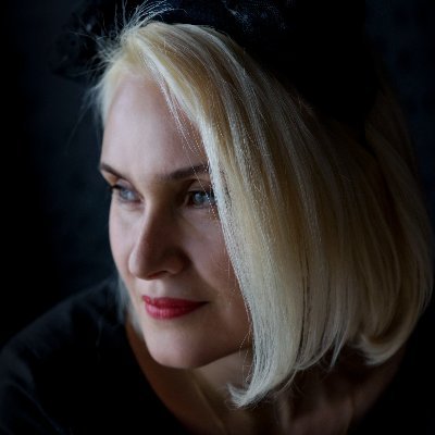 larisa_owo's profile picture. Artist, photographer, model. European Russia.