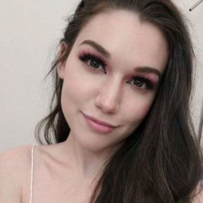 LuckyKerrie96 Profile Picture