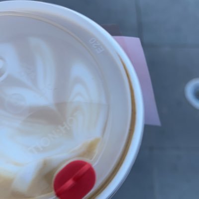 honeybae098's profile picture. 