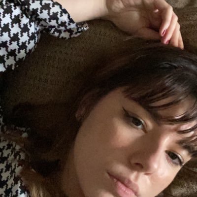 chloooeb__'s profile picture. jus d'uranium et petit biscuit