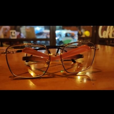 devitPradhani's profile picture. cuma aku ( o.˘)з┌◦◦◦♥