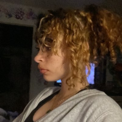 reebchlo392's profile picture. ig: reebchlo.392