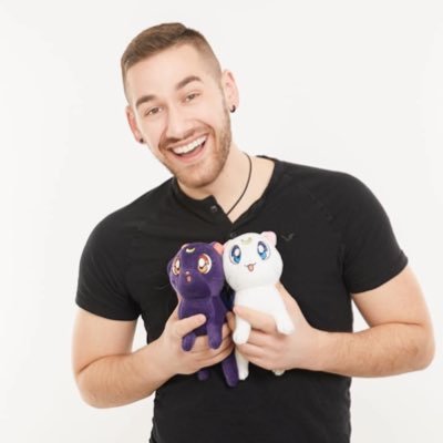 He/Him | Twitch Affiliate 🏳️‍🌈🎮| Vocalist and YouTube Creator🎵| 31 years old | VANCOUVER, CA 🇨🇦