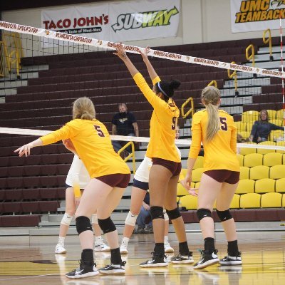 Official Twitter account of the University of Minnesota Crookston Women's Volleyball program. NCAA DII, NSIC.