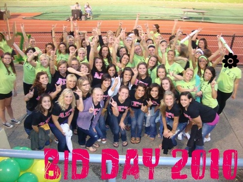 astwiu's profile picture. We are the Alpha Epsilon chapter located at WIU in Macomb, IL. We are made up of an amazing group of girls who love to have a good time everywhere we go!