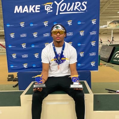 TJ14.77/48-5.5 LJ 6.88/22’7 1x FOTY 1x FMVP 3xTJ CC 3x state champ 💍