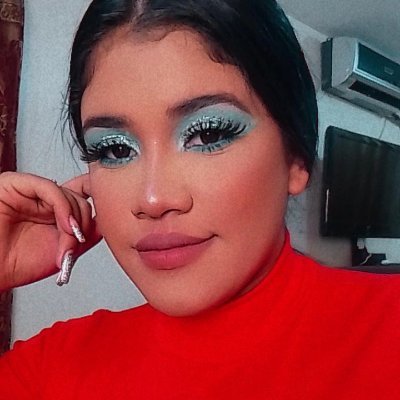 Venezolana 🇻🇪
23