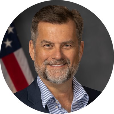 lauderdizzle's profile picture. Married, Christian, Retired Air Force, Father of 3 beautiful daughters, Conservative thinking.  Love playing golf and the drums.