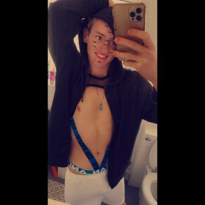 BaileyCPC_'s profile picture. 2️⃣4️⃣ | 🏹 Sagittarius | 📍Kent 🌳 | 🏳️‍🌈 | L(G)BTQIA2+ Variety Streamer | Twitch Affiliate 💜 | 🔞