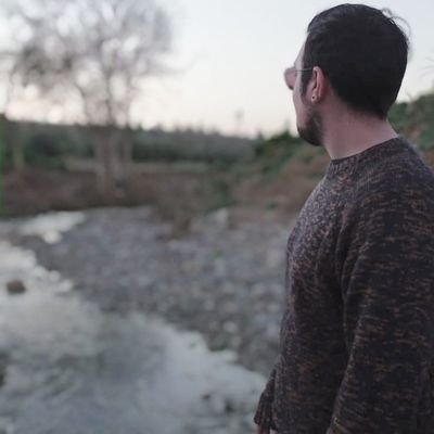 JuanjoVillar2's profile picture. He pedido la otra cuenta iré siguiendo según me dejé xD