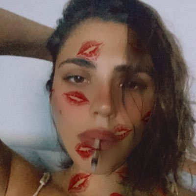 Madre de 2, cerebro, corazón y belleza, Mentalmente en la playa,buscando el balance siempre